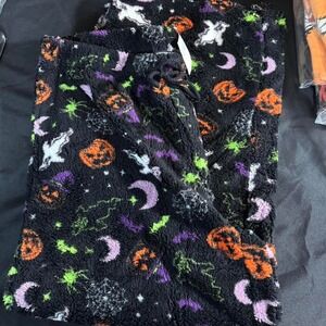 Black and purple Halloween fleece pajama pants‎